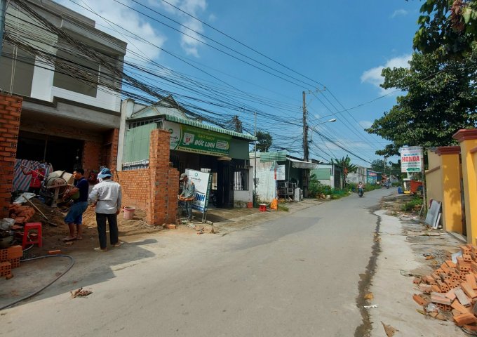 Cần bán đất ở thị trấn Thái Hòa Ngay Cà phê 361 vào 300m