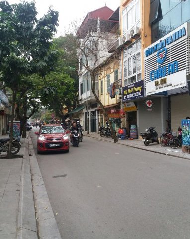 Cho thuê nhà hẻm xe máy 200 Ung Văn Khiêm, P25, quận Bình Thạnh