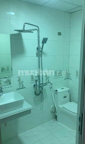 Bán nhà ngõ gốc đề 35 m2 x 4.5 tầng, ô tô vào tận nhà