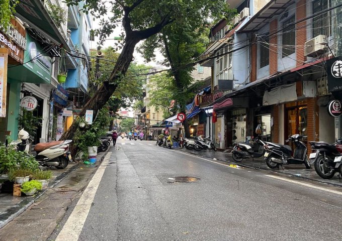 MÌNH RẤT CẦN BÁN CĂN NHÀ MẶT PHỐ NGỌC LÂM LIỀN CẦU LONG BIÊN LÔ GÓC 