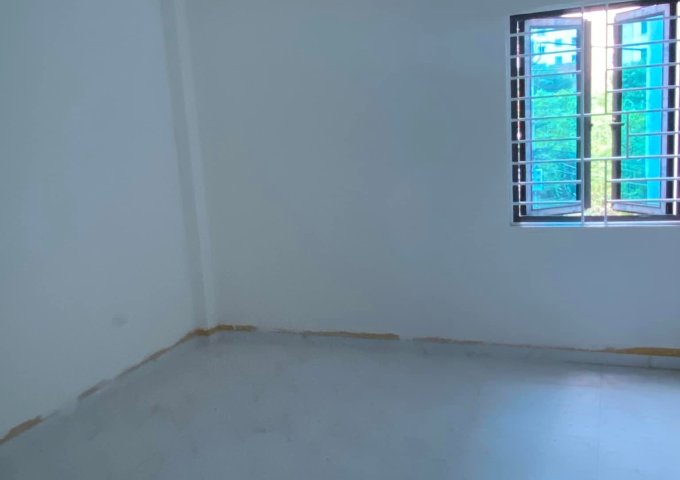 Cần bán gấp nhà ngay gần Trung tâm Văn Hóa Từ Liêm 38m2 x 5t+ Cần bán  nhà phường Phúc Diễn, Bắc Từ Liêm, 38m2 x 5T nhà xây mới, tầng, oto đỗ hơn 3tỷ.