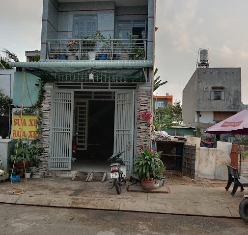 Bán nhà riêng tại Đường Dân Chủ, Tân Uyên,  Bình Dương diện tích 94m2  giá 2.98 Tỷ