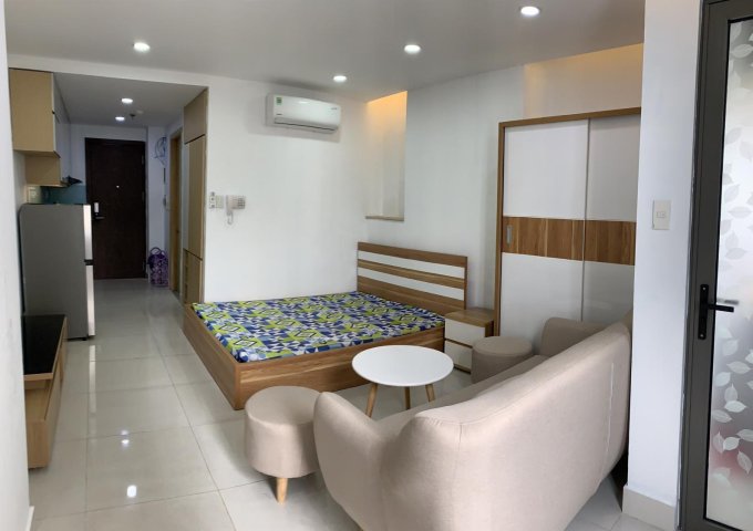 HOT! Bán căn góc Officetel Orchard Garden 32m2 – Full NT – View Hồ bơi cực đẹp giá chỉ 2.1 tỷ