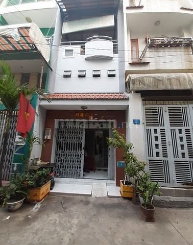 Cần bán căn nhà vị trí đẹp giá rẻ tại Quận 10 - TPHCM 