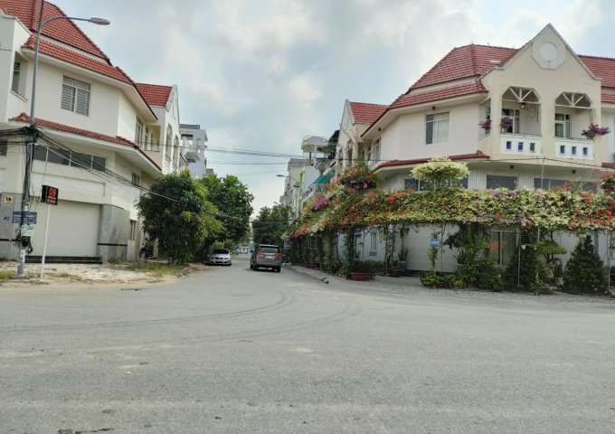 Bán nền đường B9 khu dân cư Hưng Phú 1 - giá 4.5 tỷ - lh 0777.449.625 gặp Thùy Dương.