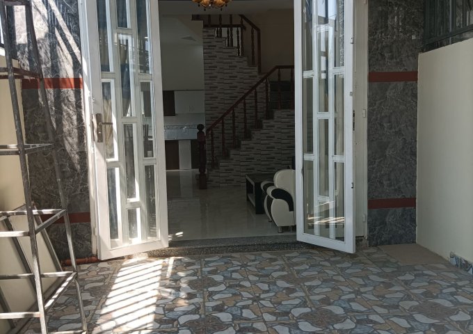 NHà gần chợ Bình chánh cặp đường đinh đúc thiện giá 680 triệu nhận nhà ở ngay