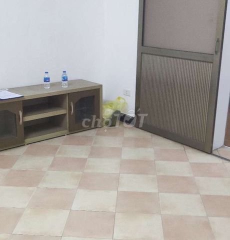 Bán nhà tập thể ngõ 96 Võ Thị Sáu,diện tích 40m2,tầng 5 căn góc hai thoáng