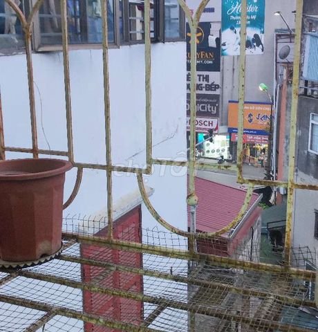 Bán nhà tập thể ngõ 96 Võ Thị Sáu,diện tích 40m2,tầng 5 căn góc hai thoáng