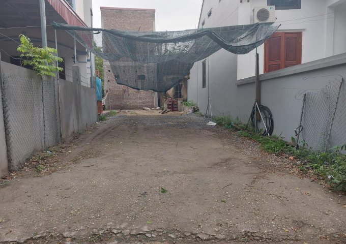 Bán đất thôn xâm động , thường tín , diện tích 109m2 , giá 2,8 tỷ 