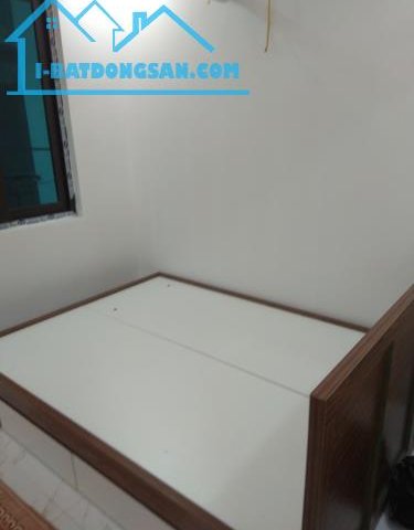 Cho thuê chung cư mini 2 phòng ngủ ngõ 189 Hoàng Hoa Thám, Ba Đình, Hà Nội