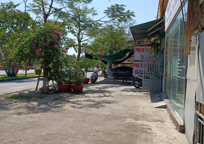 Cho thuê nhà độc lập mặt đường Lê Hồng Phong