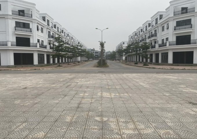 Thanh khoản gấp lô đất nền sổ đỏ cất két 126m2 KĐT mới Xuân Hòa