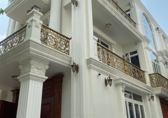 CHÍNH CHỦ CẦN BÁN NHÀ TẠI PHƯỜNG CHÁNH NGHĨA - TP THỦ DẦU MỘT - BÌNH DƯƠNG