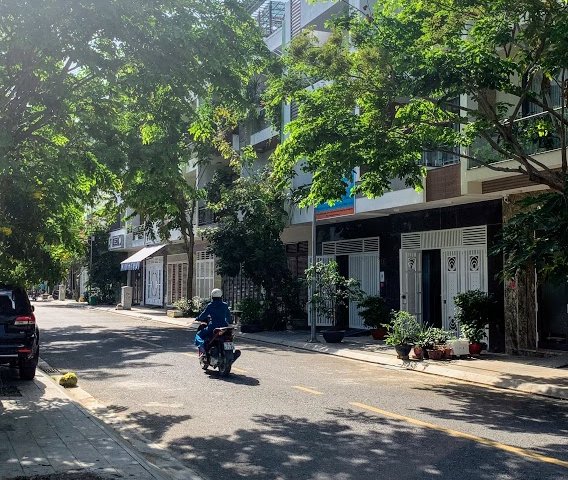 Bán nhà cực đẹp KĐT VCN Phước Hải Nha Trang, đường B1 giá 6.5ty