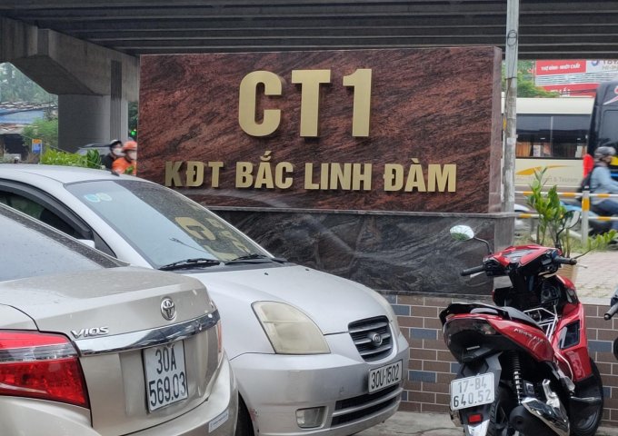 Bán căn hộ Chung cư CT1 Bắc Linh Đàm, 83,6m2 2PN, 2WC, căn góc 2 view thoáng cực đẹp. Giá 2,55 tỷ