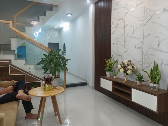 Siêu hiếm! Bán nhà Ông Ích Khiêm, KD, ô tô nhà mới ở ngay full nội thất, 0902710182