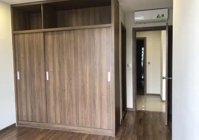 CHUYỂN NHƯỢNG CĂN HỘ CAO CẤP TẠI QUẬN 2, TP. HCM, NHÀ MỚI, TẦNG CAO, HƯỚNG ĐÔNG NAM.