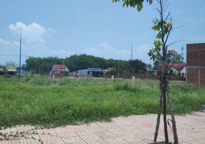Bán lô góc F0 trong KDC Thuận Phát Land đối diện chợ Trừ Văn Thố.