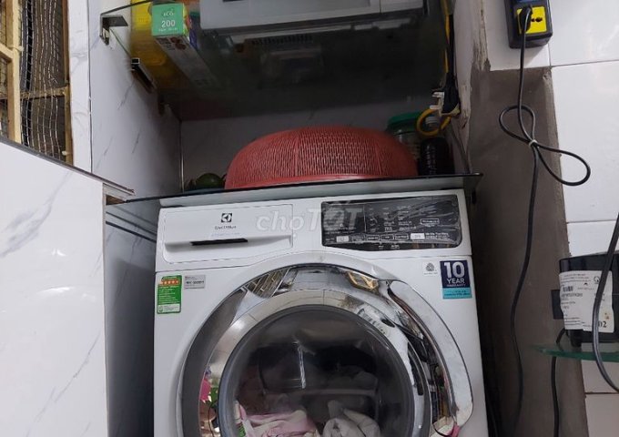 Cần bán căn hộ khu tập thể Bộ Công An trong ngõ Văn Hương,Phường Hàng Bột, Quận Đống Đa, Hà Nội