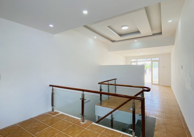 CHÍNH CHỦ CẦN BÁN GẤP NHÀ MỚI GIÁ RẺ NGAY TRUNG TÂM PHƯỜNG 6, ĐÀ LẠT