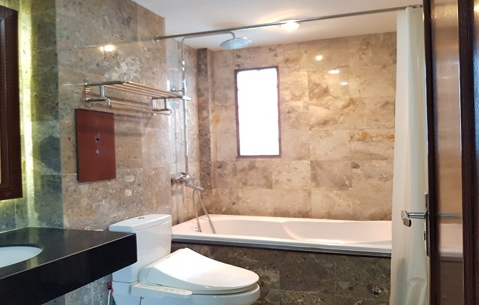 Cho thuê căn hộ dịch vụ tại Yên Phụ, Tây Hồ, 65m2, 1PN, đầy đủ nội thất hiện đại, ban công