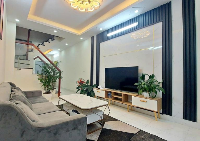 CHÍNH CHỦ BÁN GẤP NHÀ 45MX5T, NHỈNH 3 TỶ, Ô TÔ, 2 THOÁNG, ĐÔNG NGẠC, BẮC TỪ LIÊM.