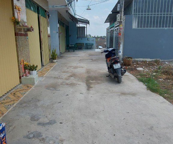 Chủ gửi bán Đất Nền Tân Kim Xe Hơi vào tận Đất giá rẽ chủ đang ngọp