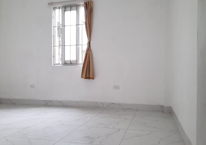 Cho thuê căn hộ 1n1k siêu rộng 65m2 to đẹp ở 162 Đội Cấn Ba Đình 5tr/th