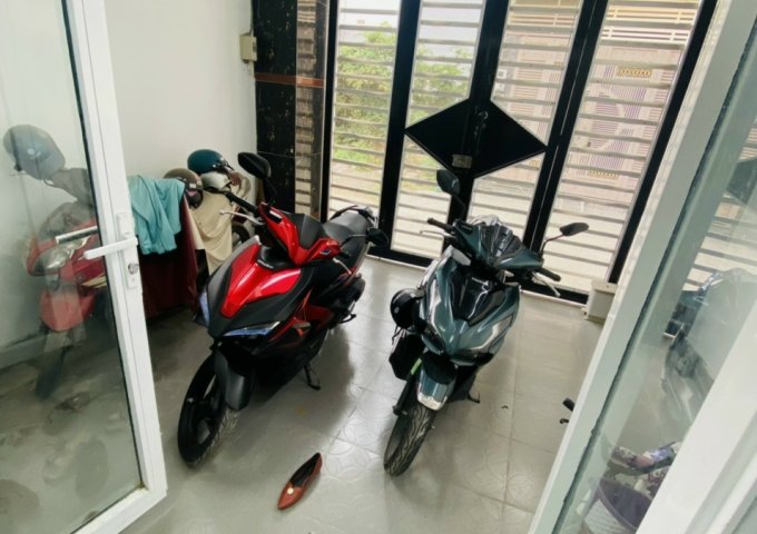 Cho thuê nhà Quận Thủ Đức. HXT đường 30 – P. Linh Đông.