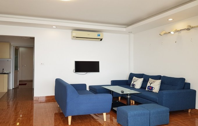 Cho thuê căn hộ dịch vụ tại Yên Phụ, Tây Hồ, 85m2, 1PN, ban công rộng, view hồ, đầy đủ nội thất 