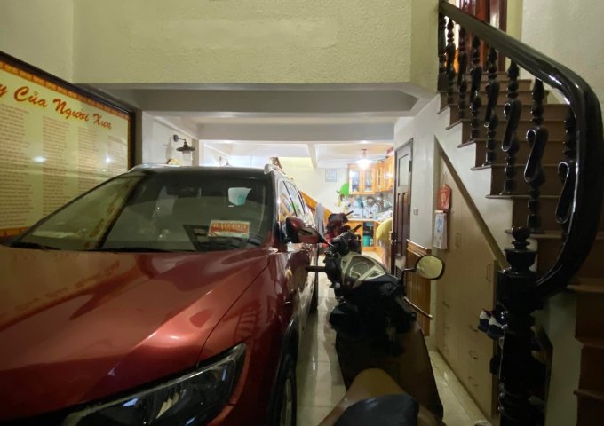 Phân Lô Huỳnh Thúc Kháng – Đống Đa -Gara ô tô – Lô Góc  43m2 5 tầng giá 10.8 tỷ CL