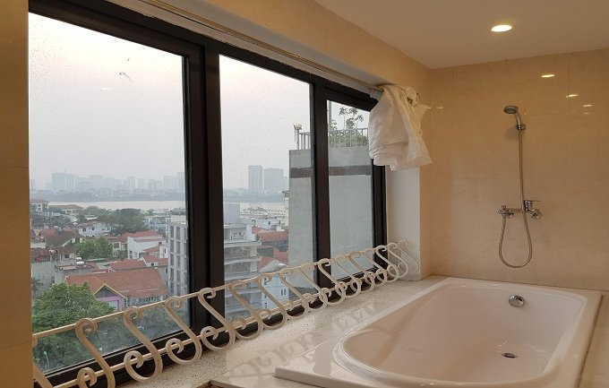 Cho thuê căn hộ dịch vụ tại Tô Ngọc Vân, Tây Hồ, 120m2, 2PN, đầy đủ nội thất mới hiện đại, sáng thoáng, ban công