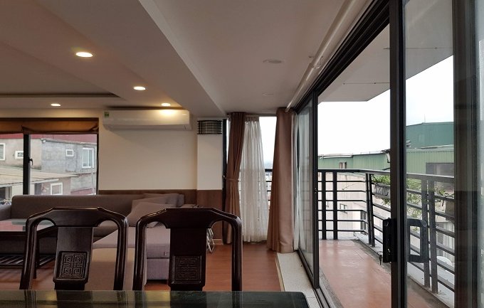Cho thuê căn hộ dịch vụ tại Tô Ngọc Vân, Tây Hồ, 120m2, 2PN, đầy đủ nội thất mới hiện đại, sáng thoáng, ban công
