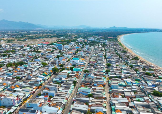 Siêu phẩm đất vàng ven biển trung tâm thị trấn huyện Tuy Phong, sổ đỏ có sẵn