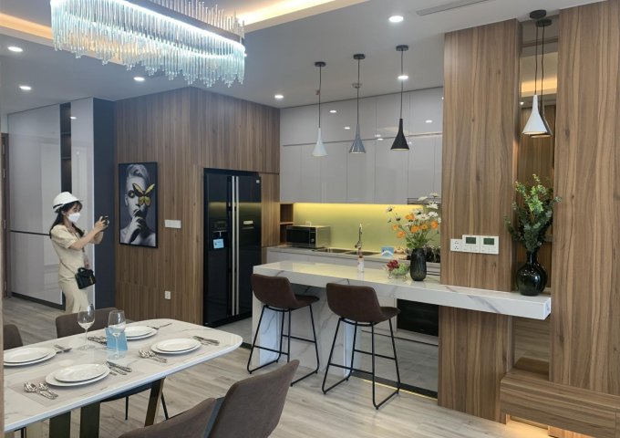 Bán căn hộ chung cư tại Dự án BRG Park Residence, Thanh Xuân, Hà Nội diện tích 103m2 giá 55 Triệu/m²