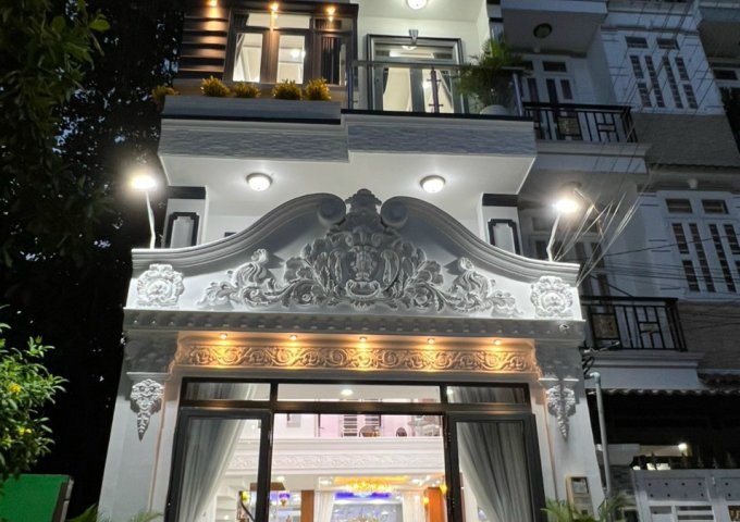 Bán nhà đẹp  Hẻm 67 đường Đào Tông Nguyên, thị trấn Nhà Bè. Giá 6,95 tỷ