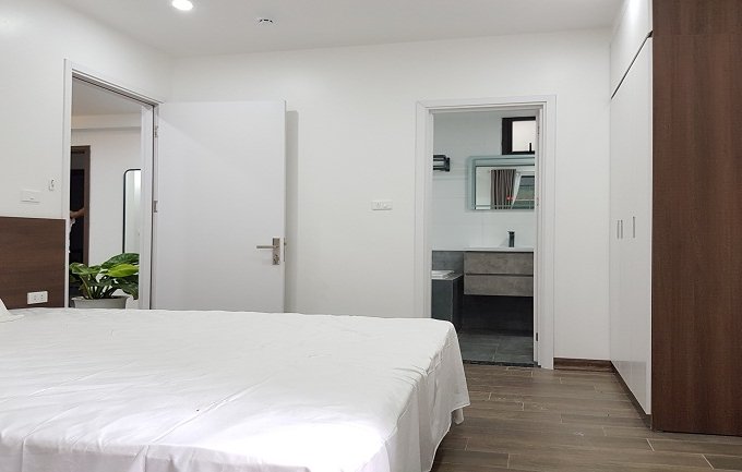 Cho thuê căn hộ dịch vụ tại Tây Hồ, 100m2, 2PN, đầy đủ nội thất mới hiện đại