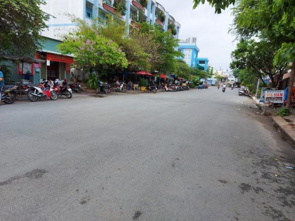 Chính chủ cần bán căn Nguyễn Văn Cừ, Long Biên, Hà Nội