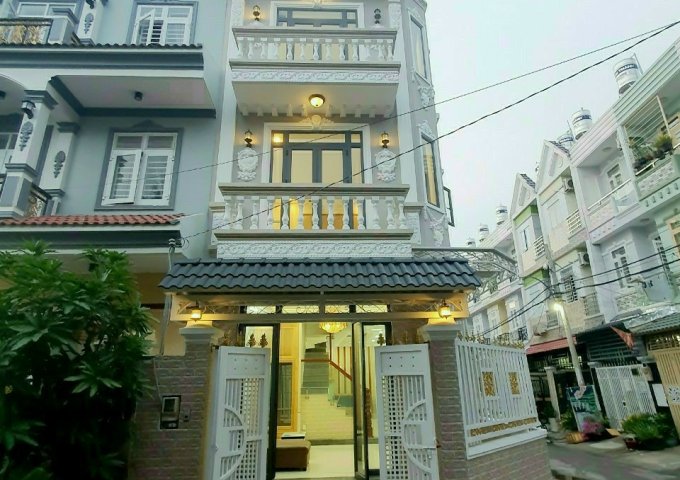 Bán biệt thự góc 2 mặt tiền hẻm 8m Huỳnh Tấn Phát, Nhà Bè.Dt 6x15m. Giá 7 tỷ