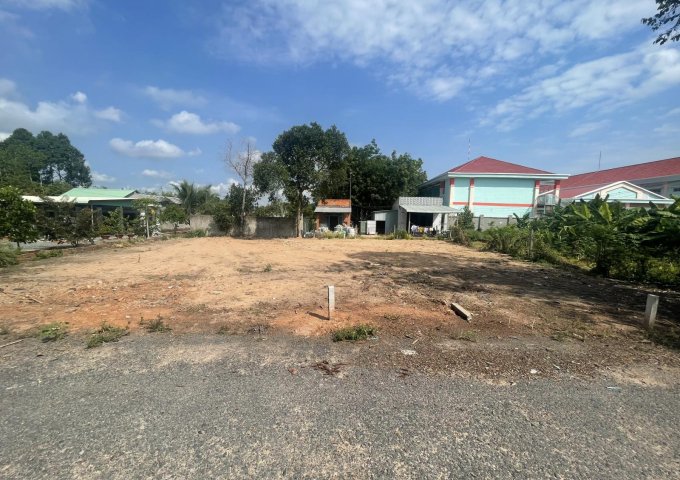 Bán lô đất ở Tây Ninh khu dân cư và 2 khu CN giá 650tr