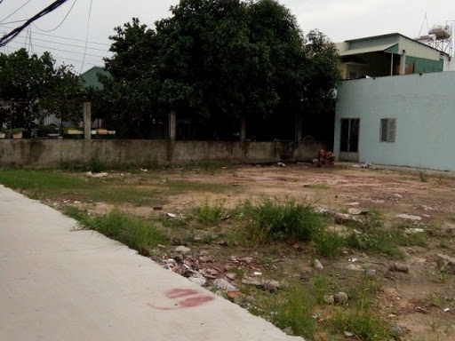   , Bán đất  gần đường Nguyễn Trãi,thị trấn Long Điền, hướng Tây Bắc.