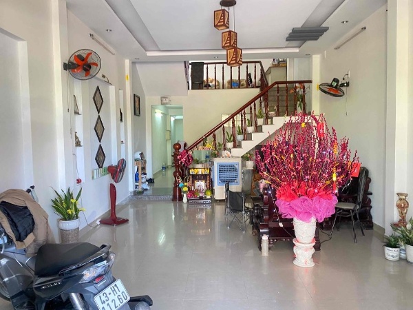 Bán nhà mặt tiền đường Phạm Văn Xảo, Phường Mân Thái, Quận Sơn Trà. DT: 100 m2. Giá: 6 tỷ
