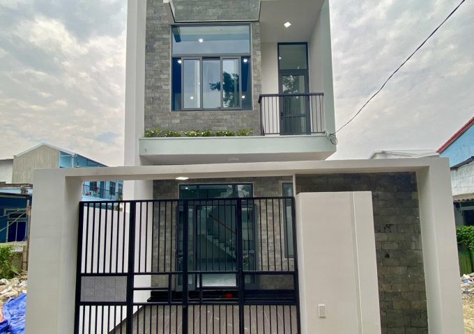 Cần Bán căn  nhà 3 tầng kiệt ô tô mới hoàn thành đường Hồ Đắc Di- An Cựu- Tp Huế