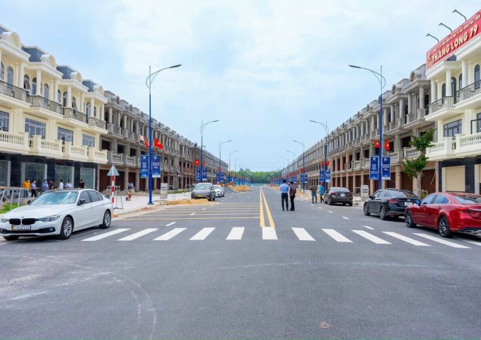 Cần bán Shophouse 1 trệt 2 lầu ngay trung tâm hành chính huyện Bàu Bàng Bình Dương