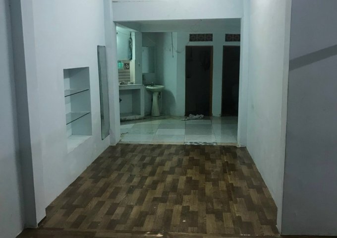 CHO THUÊ 01 GÁC SUỐT ĐÚC GIẢ 45M2 + 1 PHÒNG TẦNG TRỆT HẺM 258 CMT8, NGAY TRUNG TÂM QUẬN 3, TP. HCM