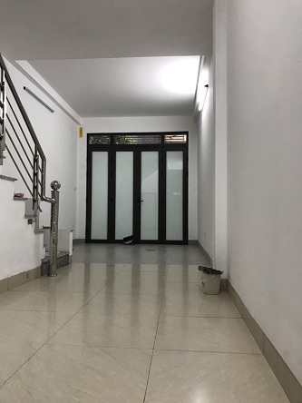 Cho thuê tầng 1, 2 nhà ngõ 622 Minh Khai, phù hợp làm văn phòng, lớp học, bán hàng online, kho hàng…