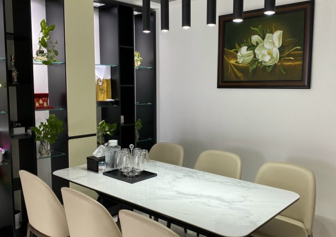 Bán căn hộ Sunrise cityview 109m2 giá tốt 5.5 tỷ view cực đẹp Quận 7.LH Trân 0909802822