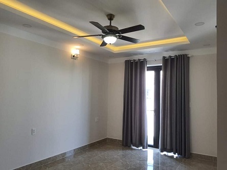 CHO THUÊ NHÀ NGUYÊN CĂN 3,5 TẦNG TẠI SIMCITY, QUẬN 9