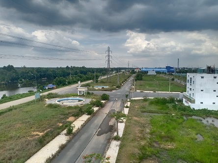 Cần bán lô đất ở Long An, mặt tiền view sông, view công viên