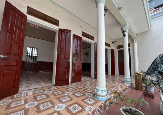 DO NHU CẦU CHUYỂN ĐỔI CÔNG VIỆC TÔI CẦN BÁN NGÔI NHÀ.THÔN ĐẠO QUỸ, XÃ NAM TIẾN